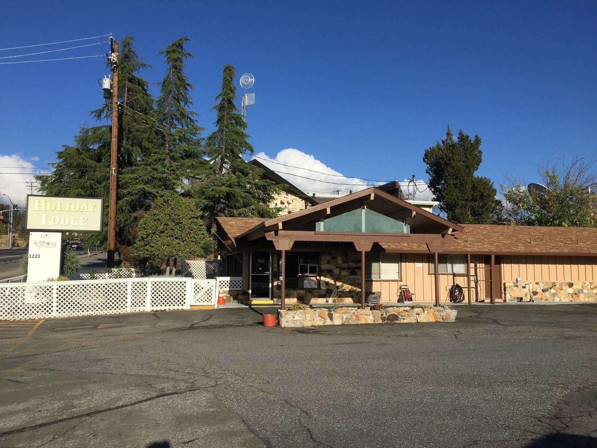 Holiday Lodge Grass Valley Extérieur photo