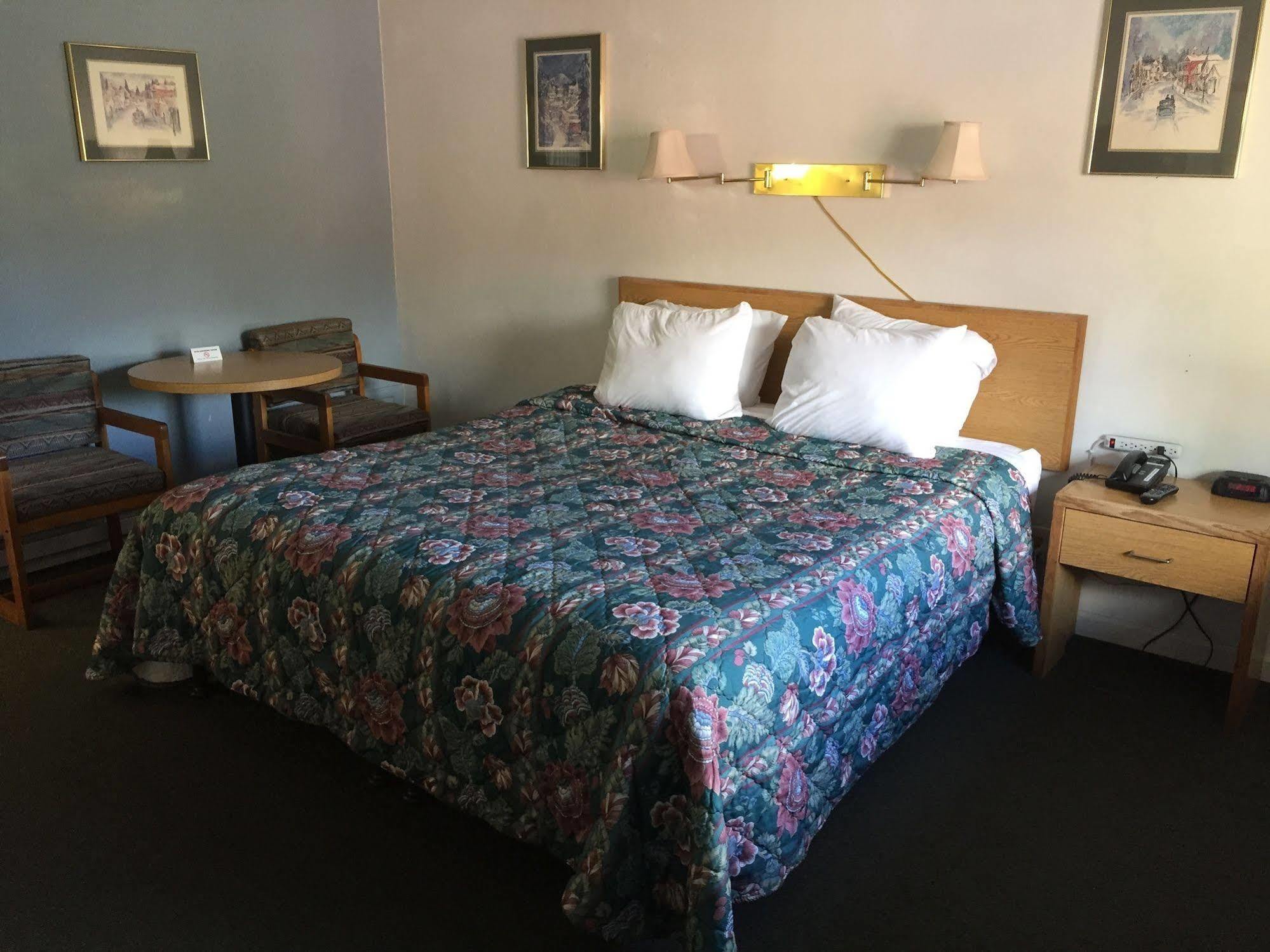 Holiday Lodge Grass Valley Extérieur photo